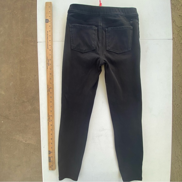 NWOT SPANX Jeanish Black Medium 4,6,8 - Picture 12 of 12